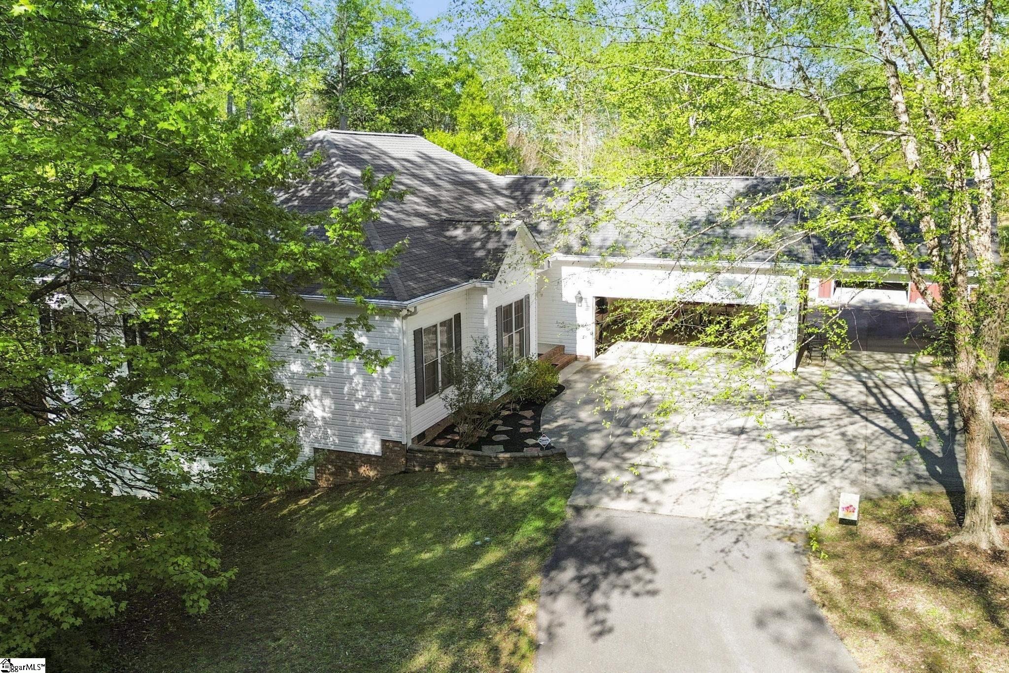 181 Lake Drive Greer, SC 29651 - Photo 39 of 42