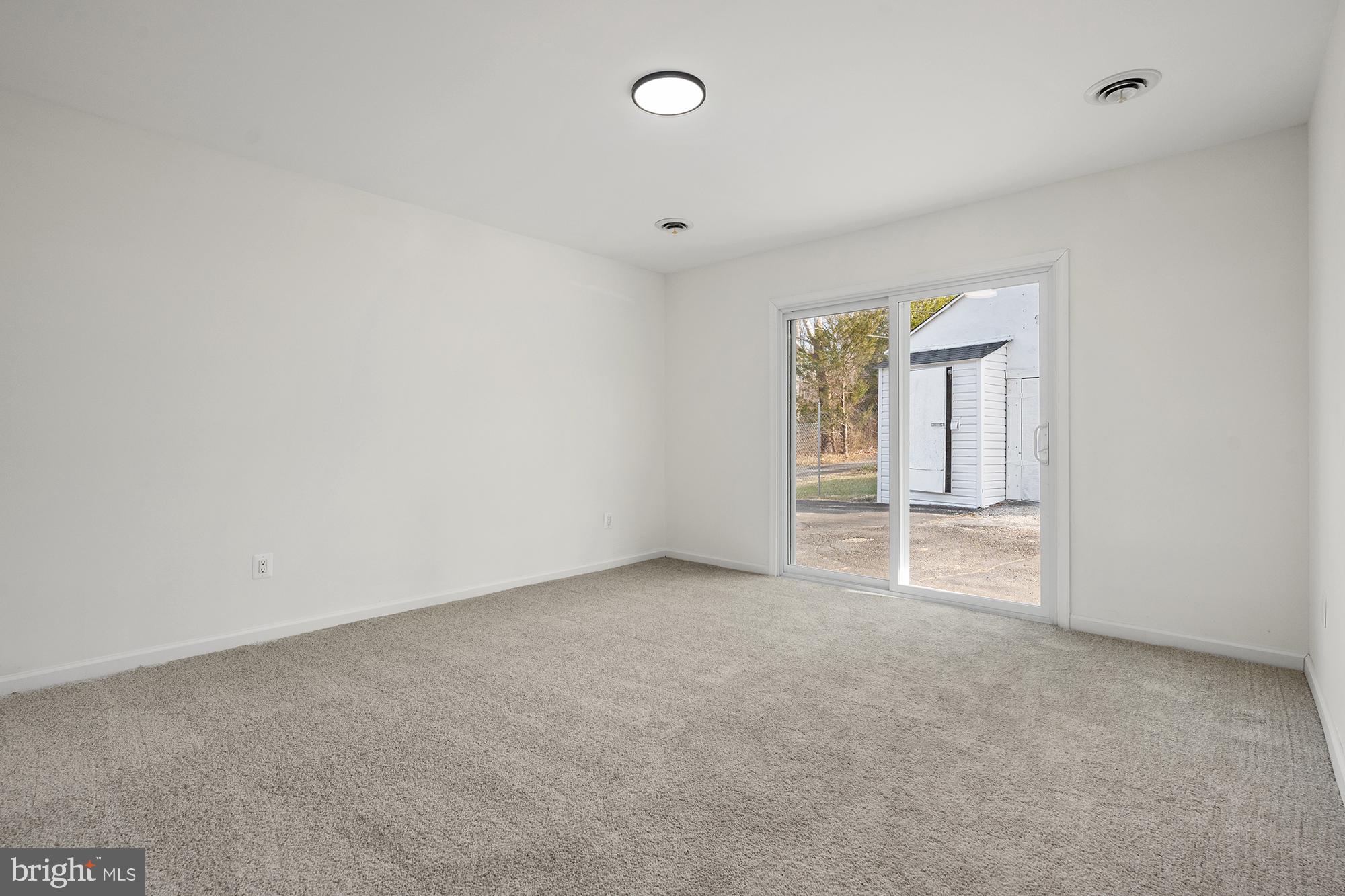 8400 Temple Hill Road Clinton, MD 20735 - Photo 30 of 42