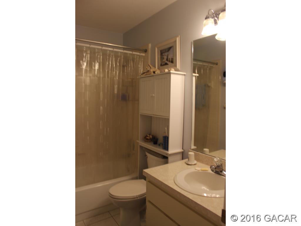 4916 Southwest 10th Lane Gainesville, FL 32607 - Photo 12 of 17 Gallery Image 12