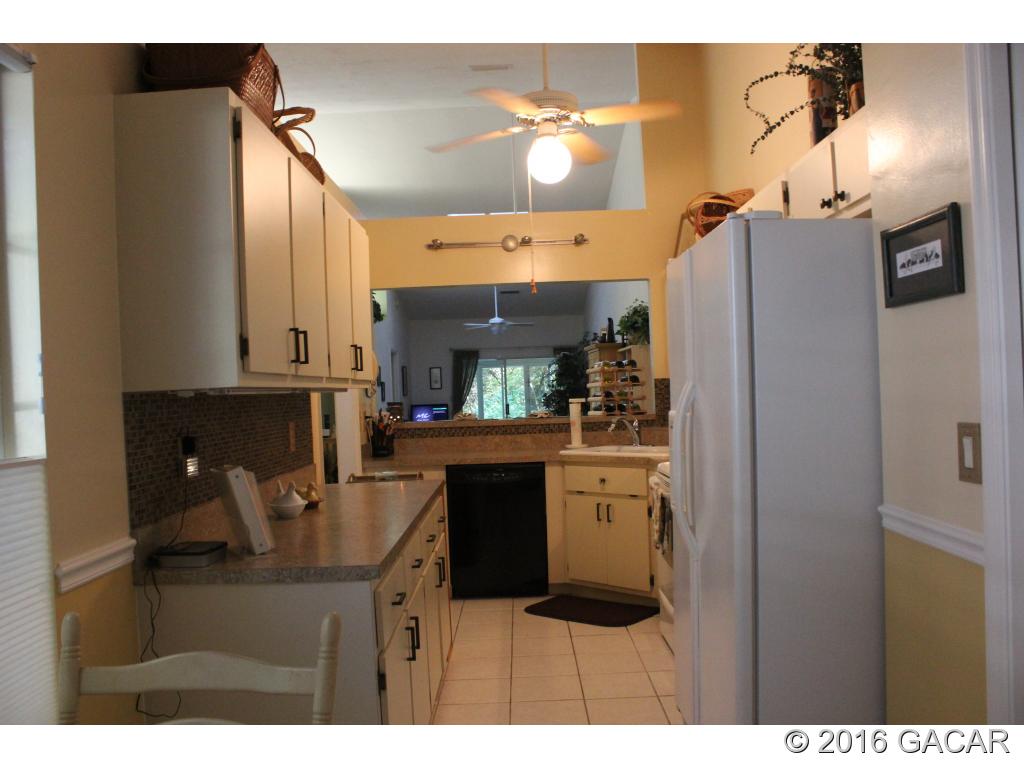 4916 Southwest 10th Lane Gainesville, FL 32607 - Photo 5 of 17 Gallery Image 5