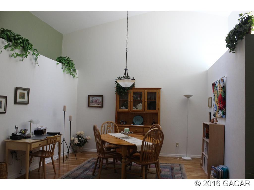 4916 Southwest 10th Lane Gainesville, FL 32607 - Photo 8 of 17 Gallery Image 8