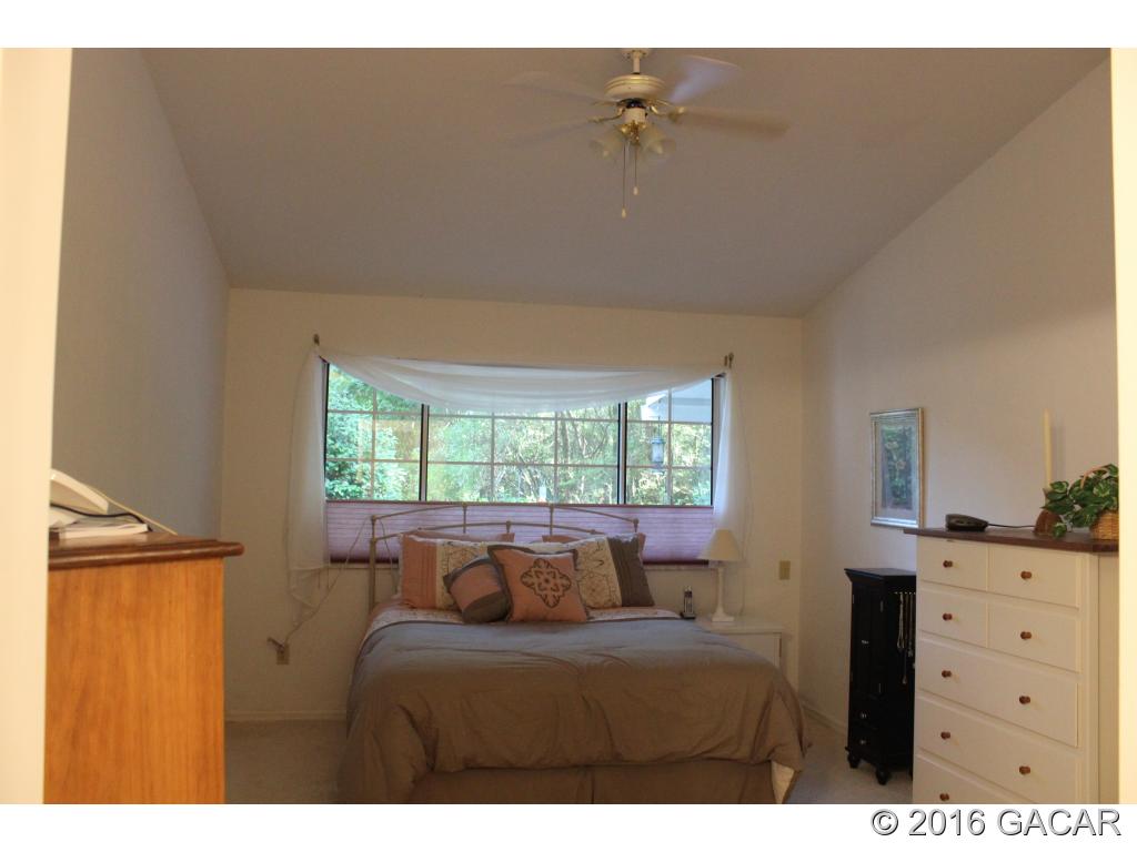 4916 Southwest 10th Lane Gainesville, FL 32607 - Photo 9 of 17 Gallery Image 9