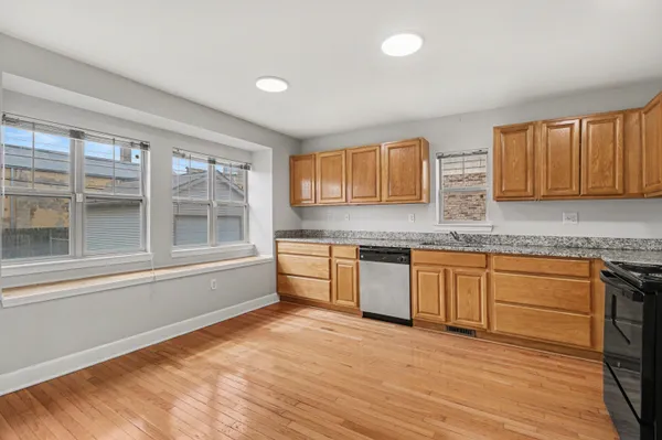 $149,900 | 83 Midland Street, Highland Park, MI 48203