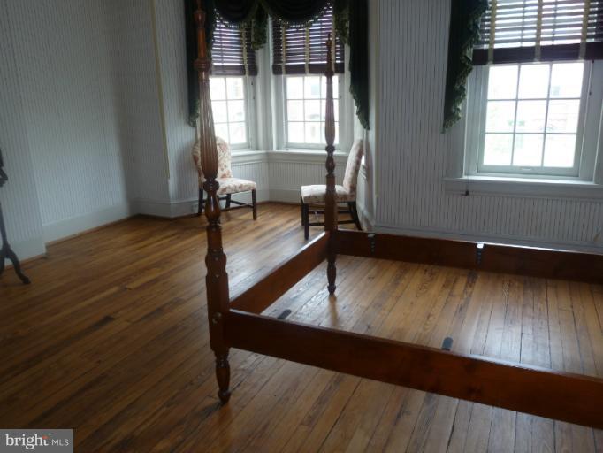 409 A Street Southeast Washington, DC 20003 - Photo 17 of 29 Bedroom (Master)