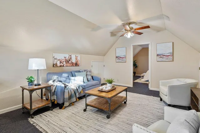 $1,999,999 | 560 Tevis Trail, Hollister, CA 95023