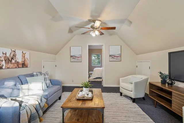 $1,999,999 | 560 Tevis Trail, Hollister, CA 95023