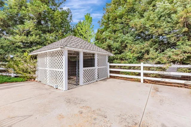 $1,999,999 | 560 Tevis Trail, Hollister, CA 95023