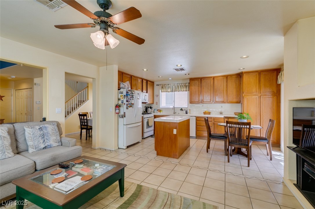 8996 Union Gap Road Las Vegas, NV 89123 - Photo 16 of 40