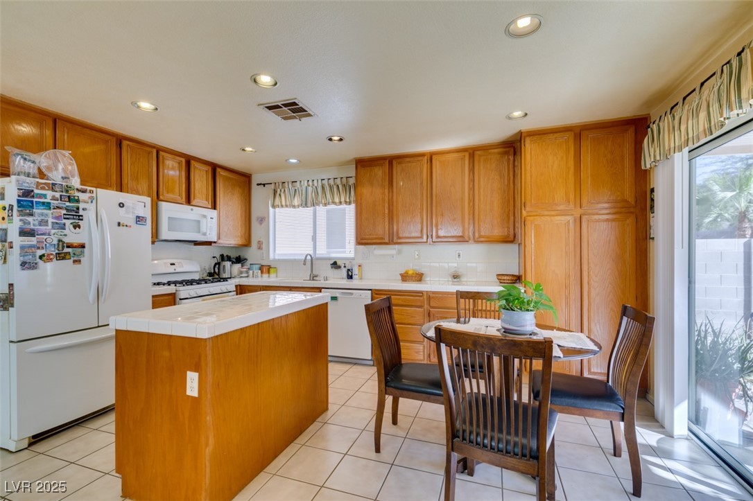 8996 Union Gap Road Las Vegas, NV 89123 - Photo 19 of 40