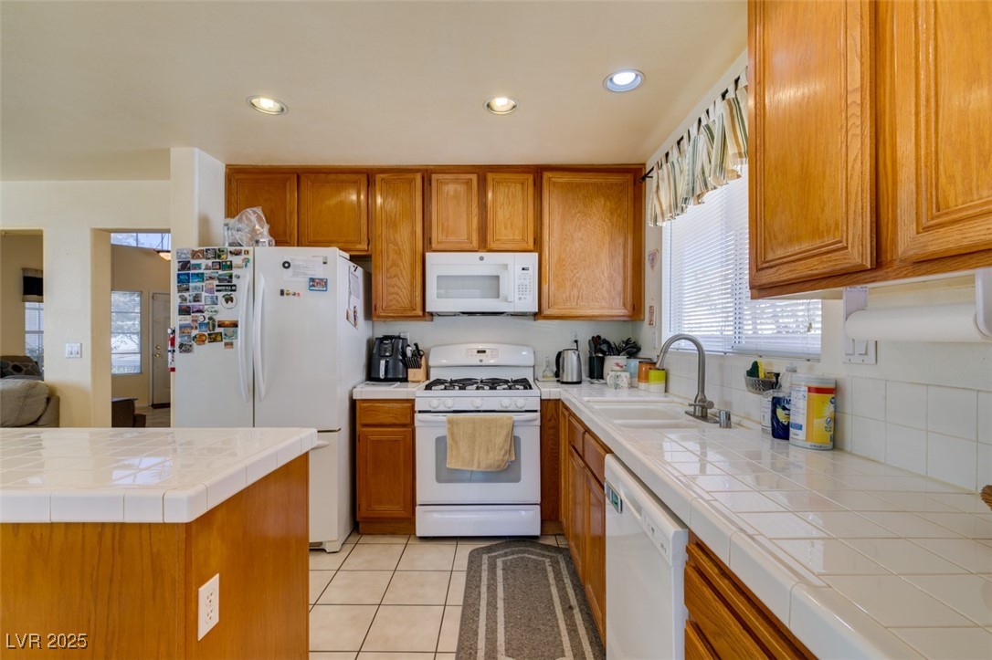 8996 Union Gap Road Las Vegas, NV 89123 - Photo 22 of 40