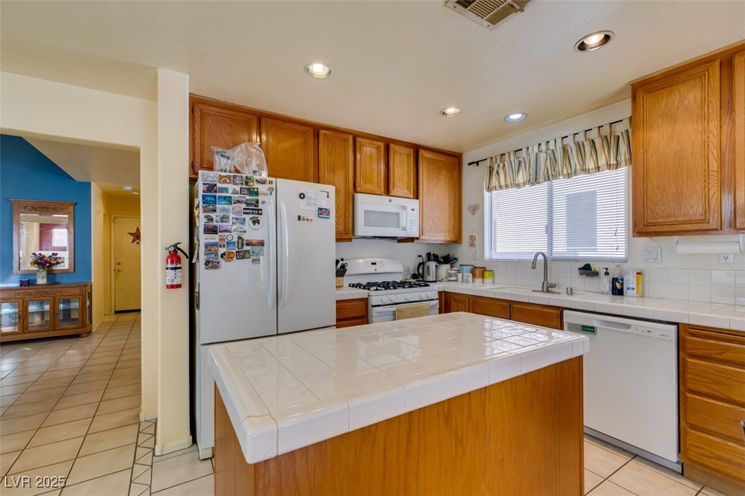 8996 Union Gap Road Las Vegas, NV 89123 - Photo 23 of 40