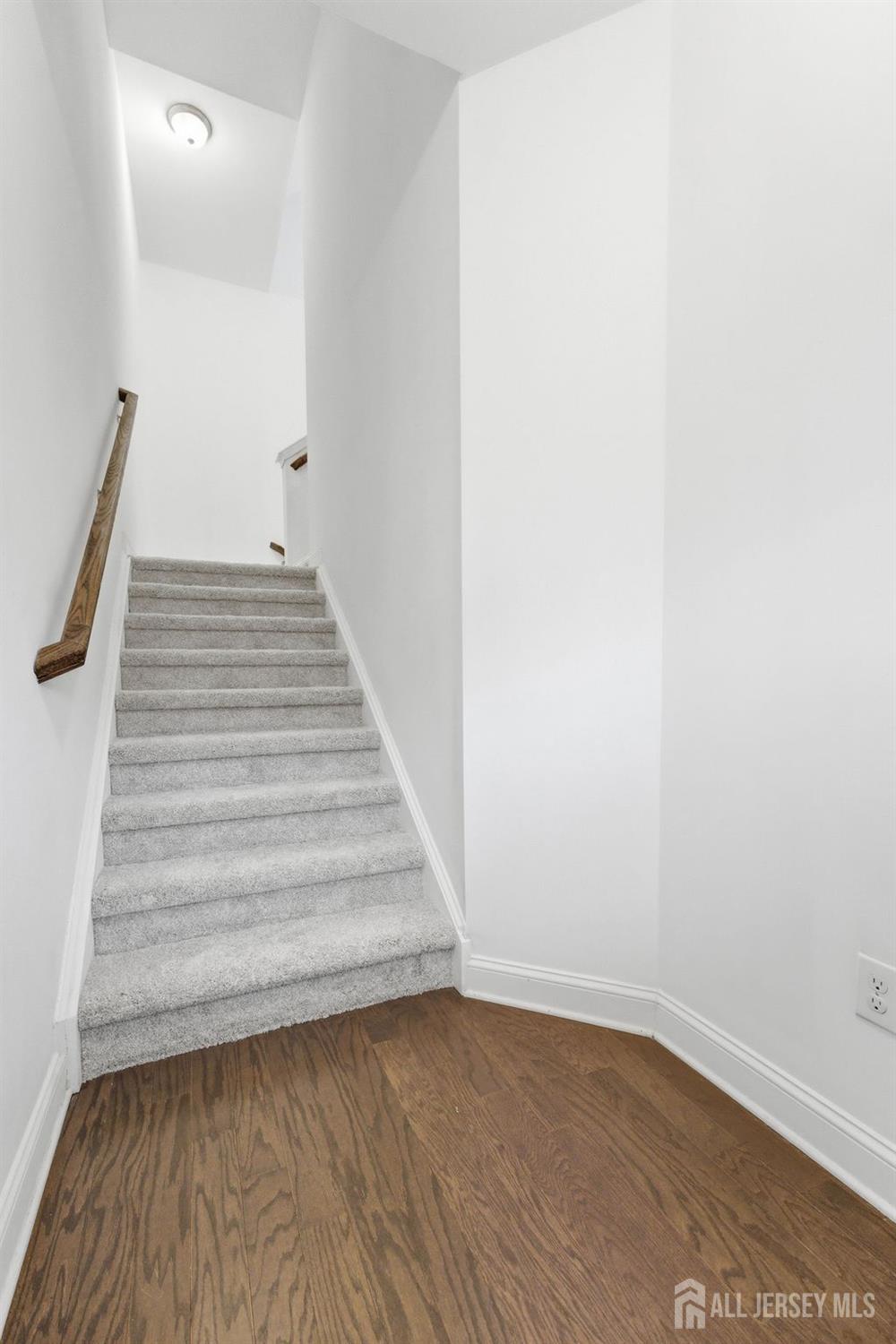 38 Sullivan Way Evesham, NJ 08053 - Photo 7 of 52