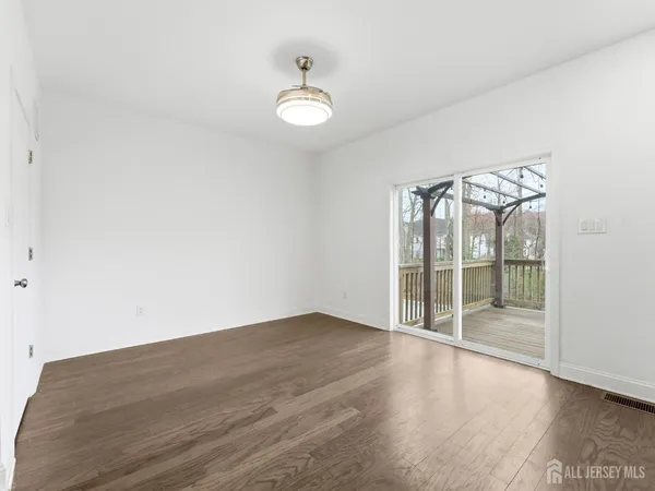 $579,900 | 38 Sullivan Way, Evesham, NJ 08053