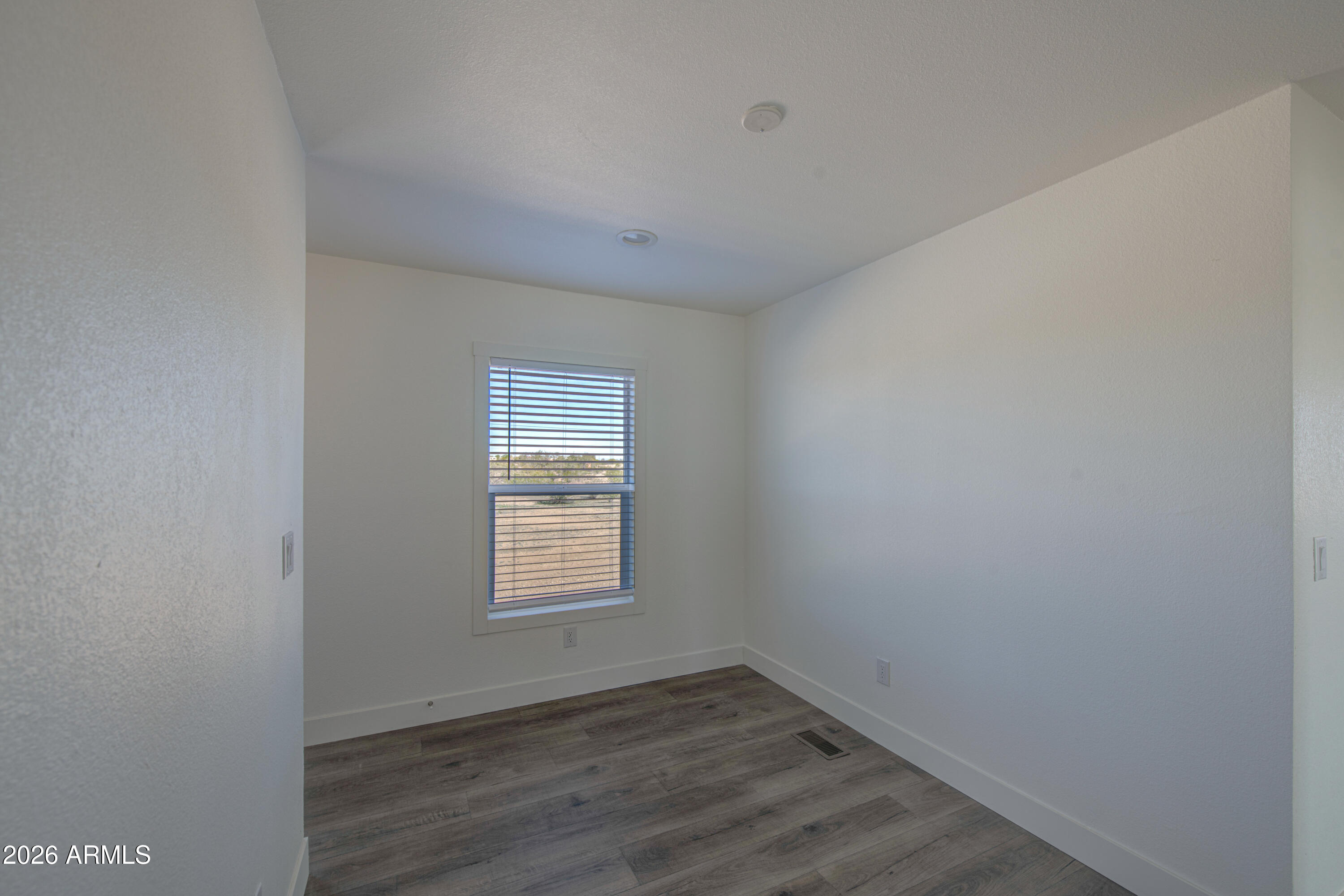 35488 West Madison Street Tonopah, AZ 85354 - Photo 11 of 37 Dining Room 4