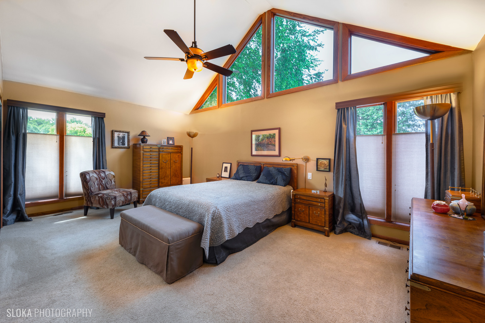 2920 Springbrook Road Crystal Lake, IL 60012 - Photo 15 of 39 a bed room with a bed and a window