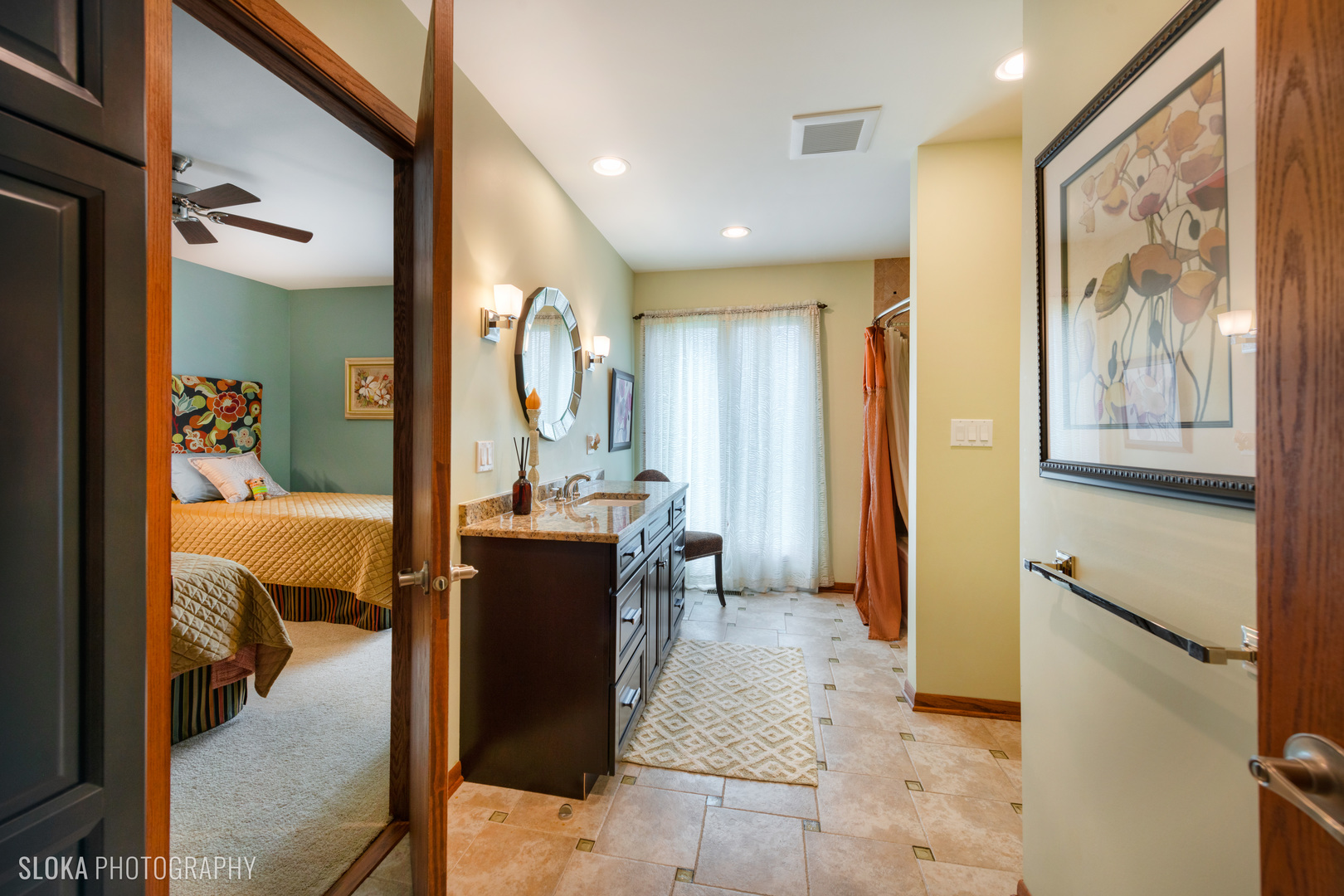 2920 Springbrook Road Crystal Lake, IL 60012 - Photo 19 of 39 a view of a living room