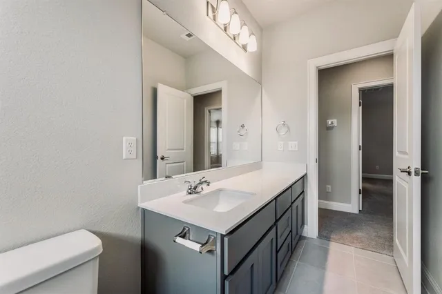 $1,995 | 157 Riverhill Drive, Georgetown, TX 78628