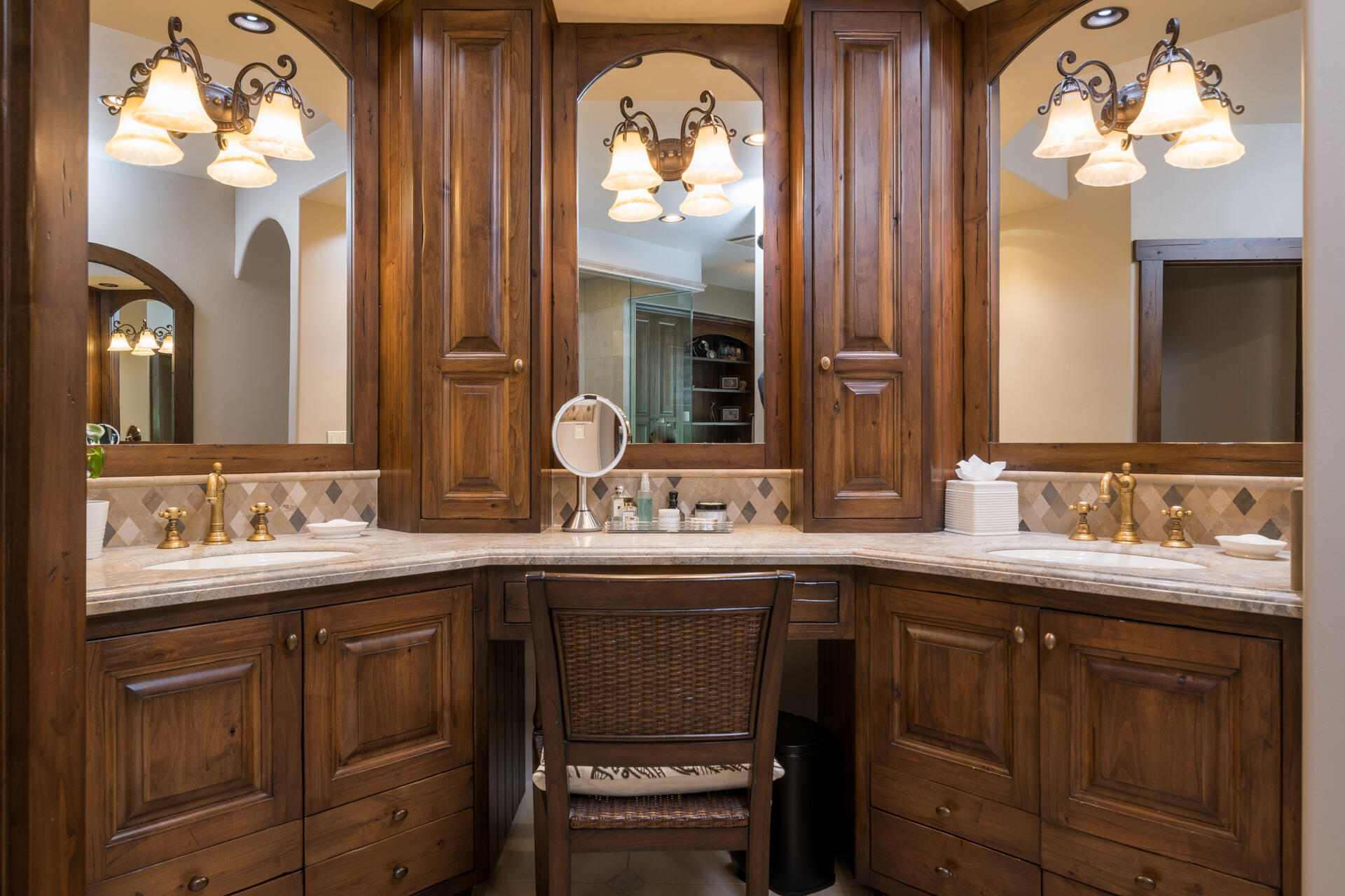 1621 2nd Avenue North Hailey, ID 83333 - Photo 15 of 32 Primary Bathroom
