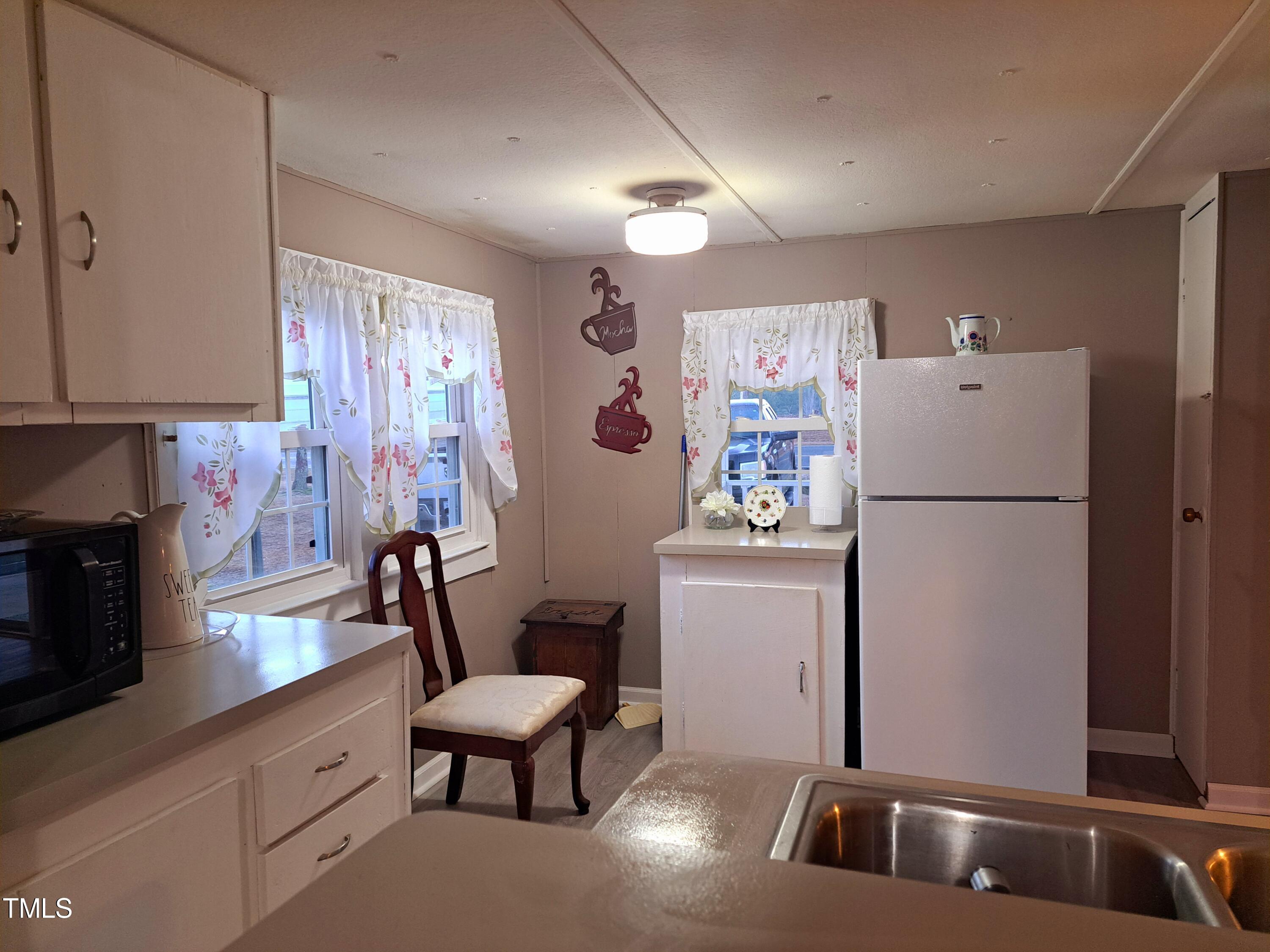 322 Owens Road Angier, NC 27501 - Photo 5 of 14 20240223_175452