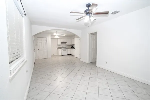 $1,400 | 7237 Cook Road, Houston, TX 77072