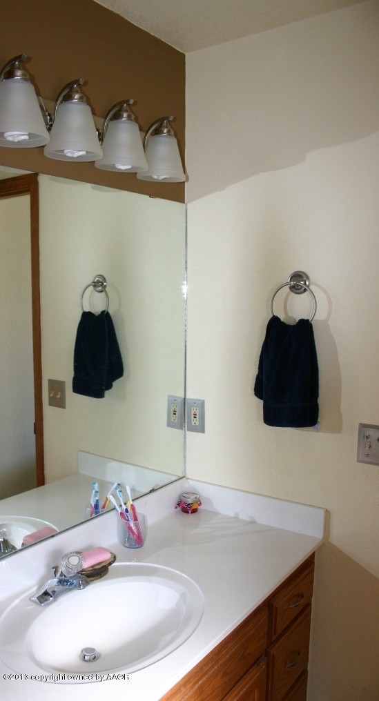3408 Reeder Drive Amarillo, TX 79119 - Photo 16 of 30 Master Bath V2