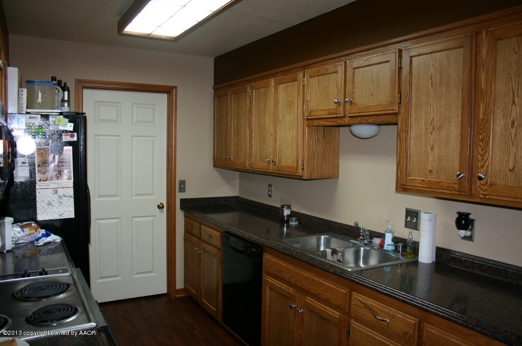 3408 Reeder Drive Amarillo, TX 79119 - Photo 8 of 30 Kitchen V2
