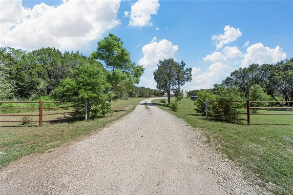 $405,000 | 1571 Highland Parkway, China Spring, TX 76633