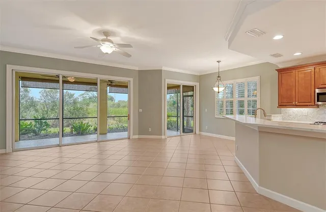 $430,000 | 206 Bella Vista Terrace, Unit 29B, North Venice, FL 34275