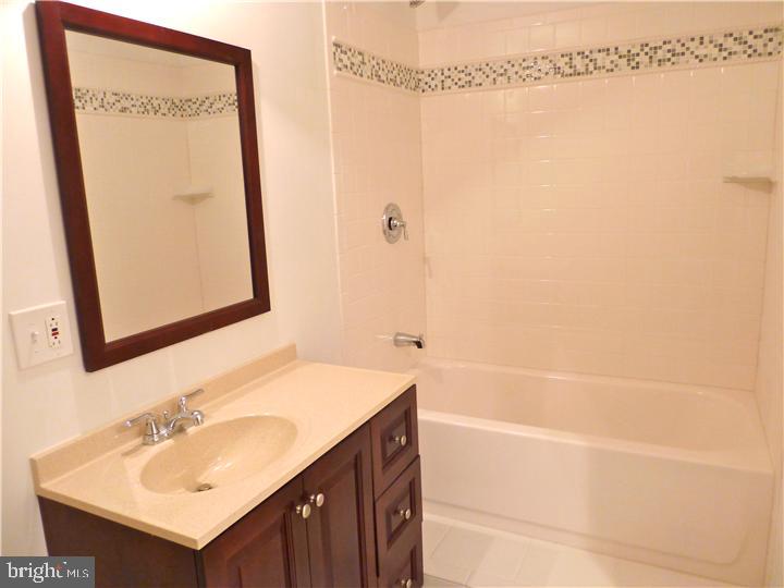 960 Doe Run Road East Fallowfield, PA 19320 - Photo 13 of 15