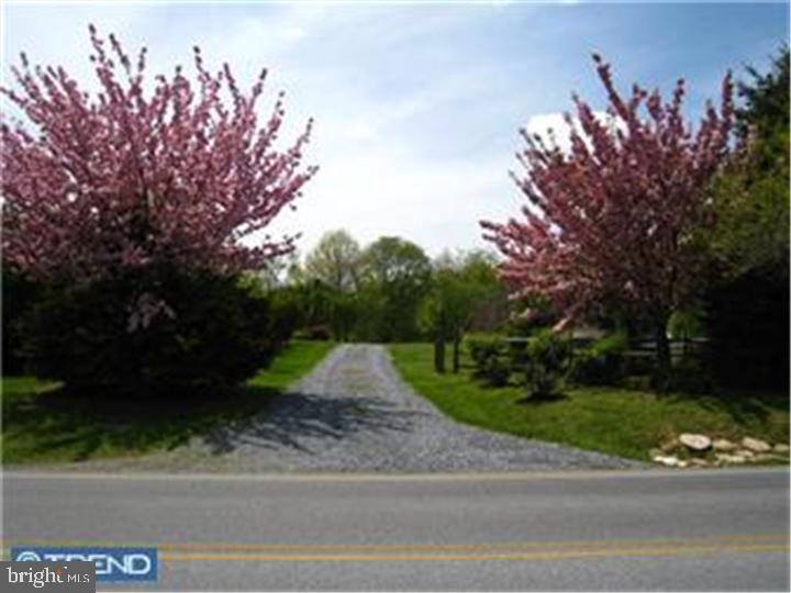 960 Doe Run Road East Fallowfield, PA 19320 - Photo 4 of 15