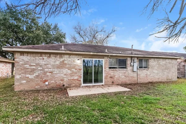 $1,570 | 7218 Wren Circle, Texas City, TX 77591