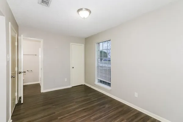 $1,570 | 7218 Wren Circle, Texas City, TX 77591