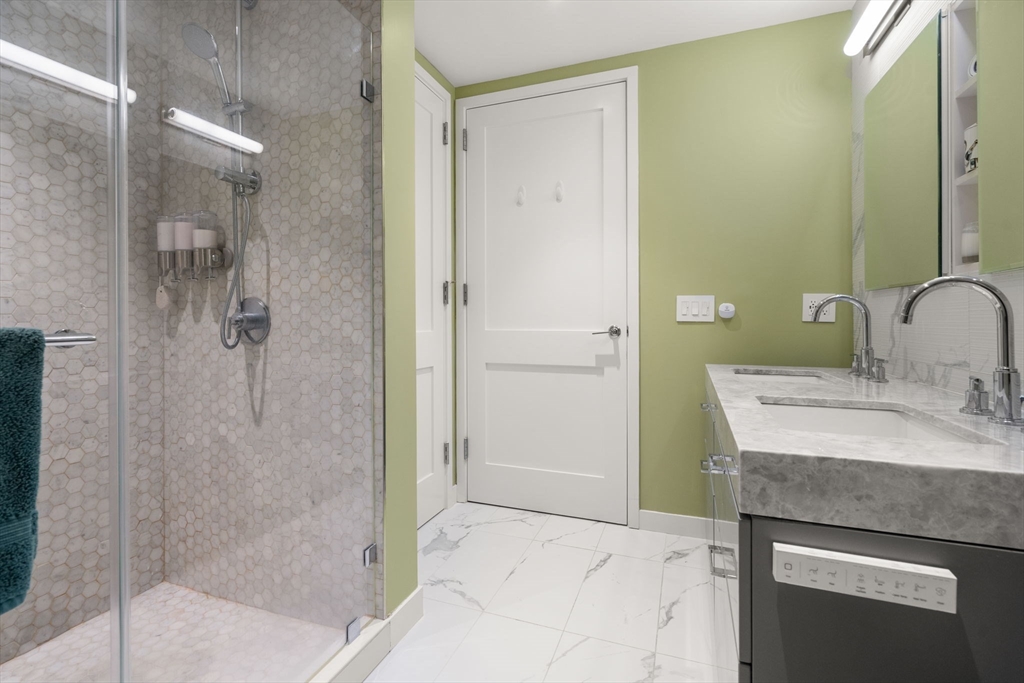 300 Pier 4 Blvd., Unit 5K Boston, MA 02210 - Photo 17 of 32