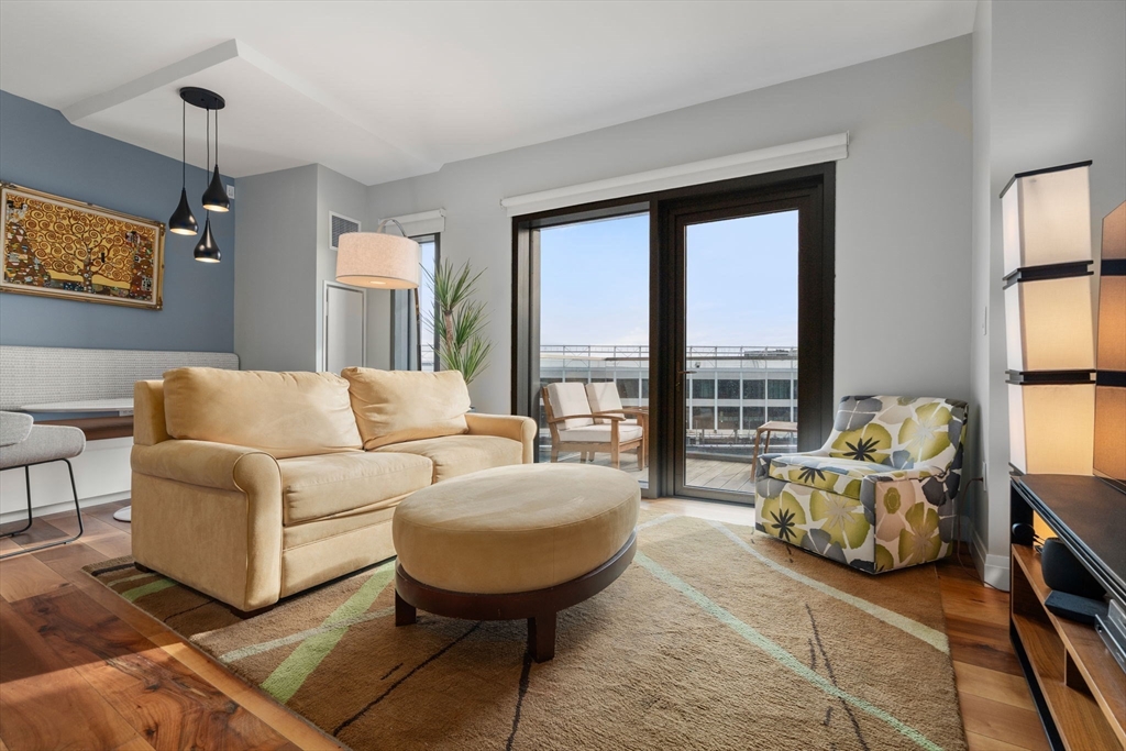 300 Pier 4 Blvd., Unit 5K Boston, MA 02210 - Photo 5 of 32