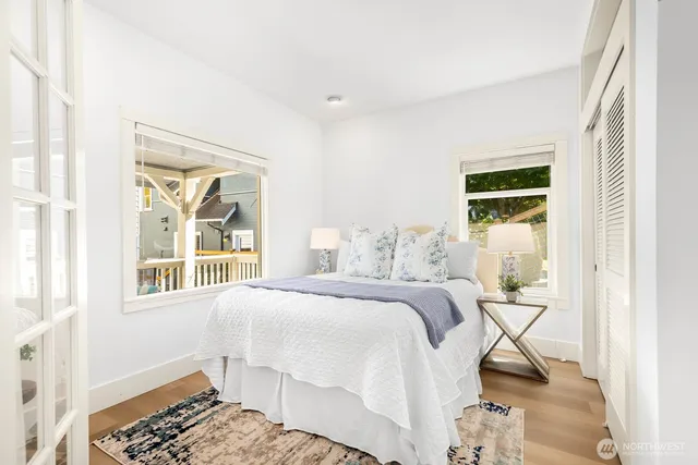 $949,000 | 2423 3rd Avenue West, Seattle, WA 98119