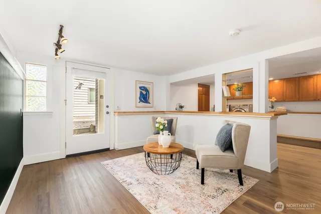 $949,000 | 2423 3rd Avenue West, Seattle, WA 98119