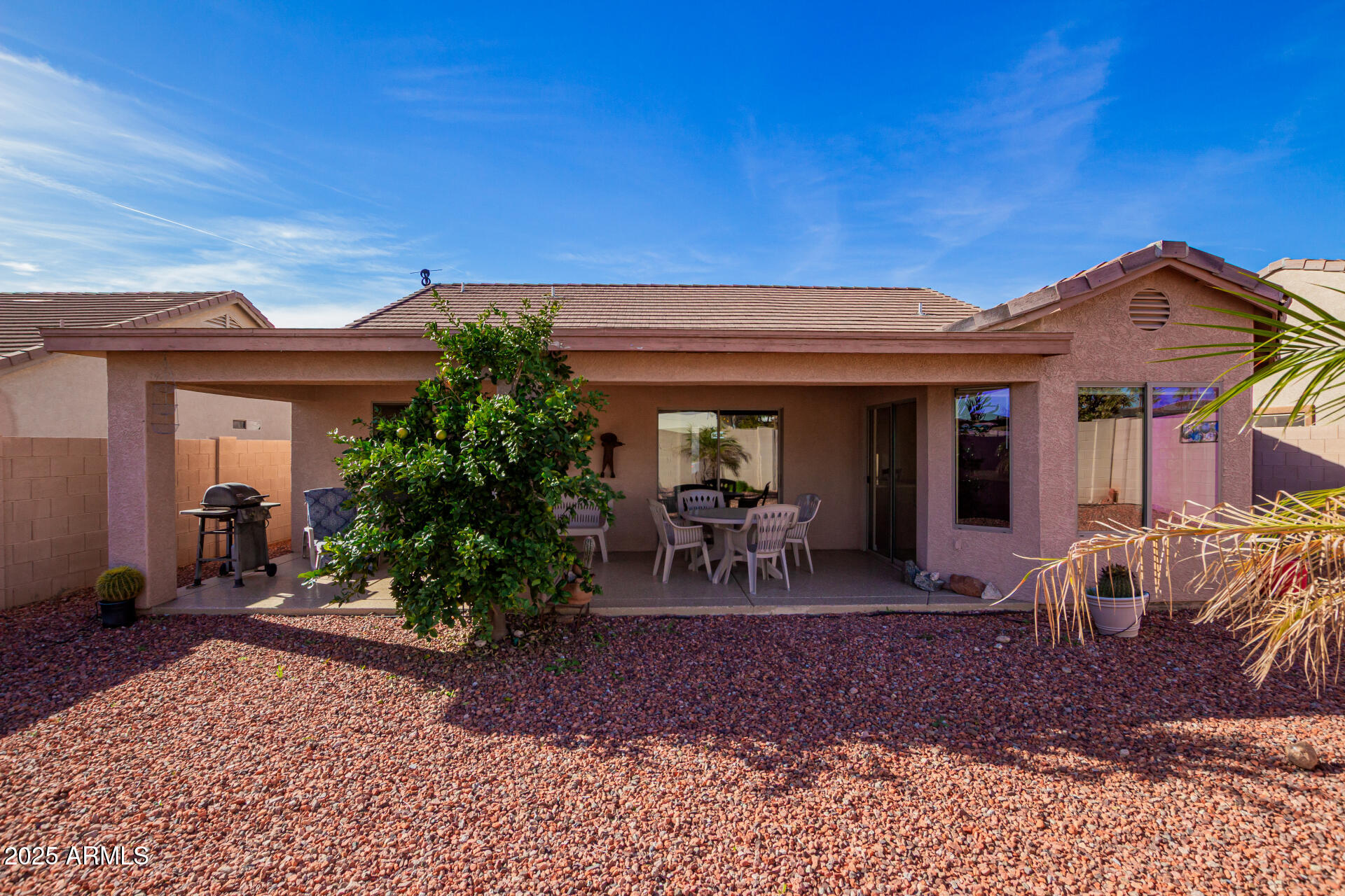 1431 South Apache Drive Apache Junction, AZ 85119 - Photo 2 of 25 1431 S Apache Dr