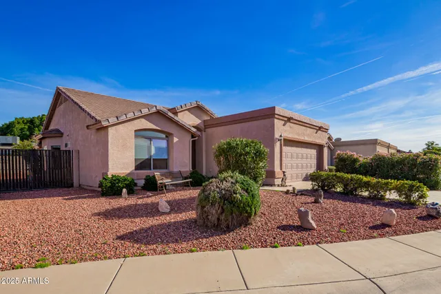 $385,000 | 1431 South Apache Drive, Apache Junction, AZ 85119