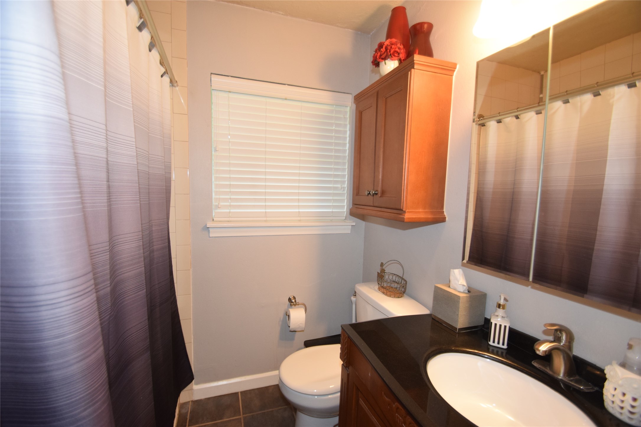 1130 Stonecrest Drive Houston, TX 77018 - Photo 16 of 28 Full bath with tile floors and a tub/shower.