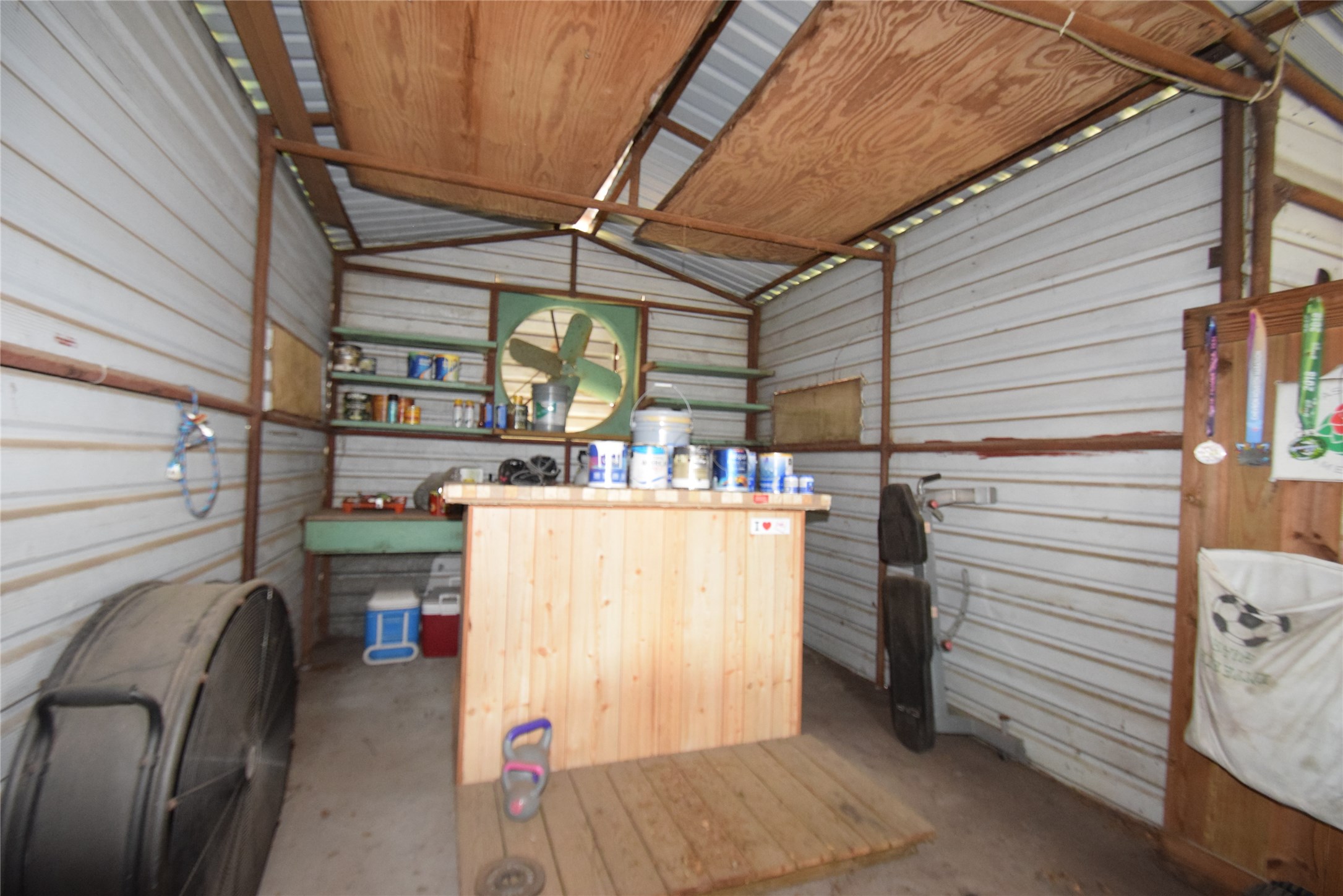 1130 Stonecrest Drive Houston, TX 77018 - Photo 19 of 28 Work area in shed.