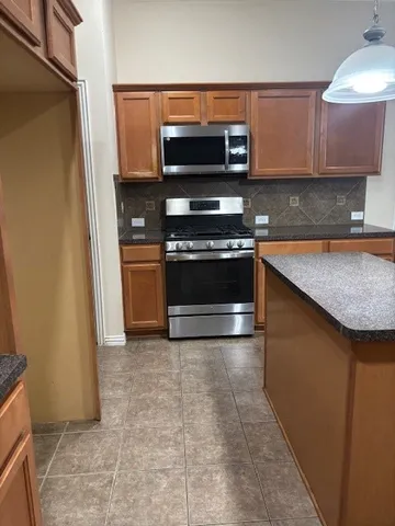 $2,200 | 18031 Redbud Terrace Lane, Cypress, TX 77433