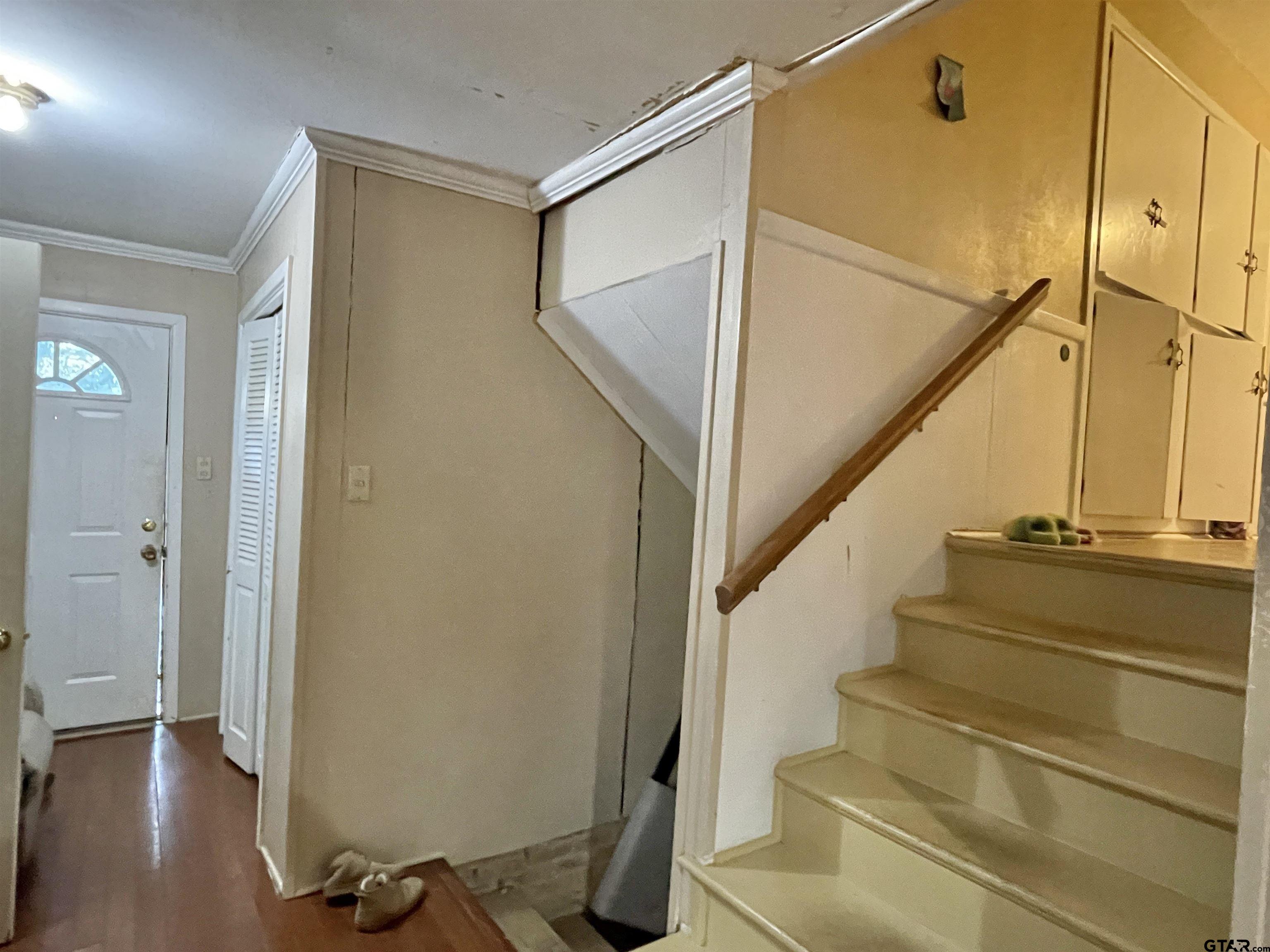 3300 Brookside Drive Tyler, TX 75701 - Photo 4 of 25 a view of entryway with wooden floor