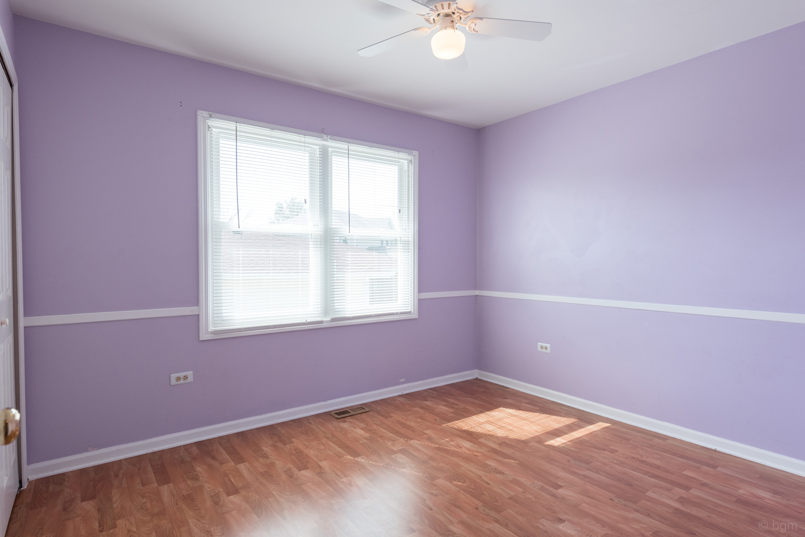 10 Ashcroft Court Bolingbrook, IL 60490 - Photo 19 of 30 an empty room with a window