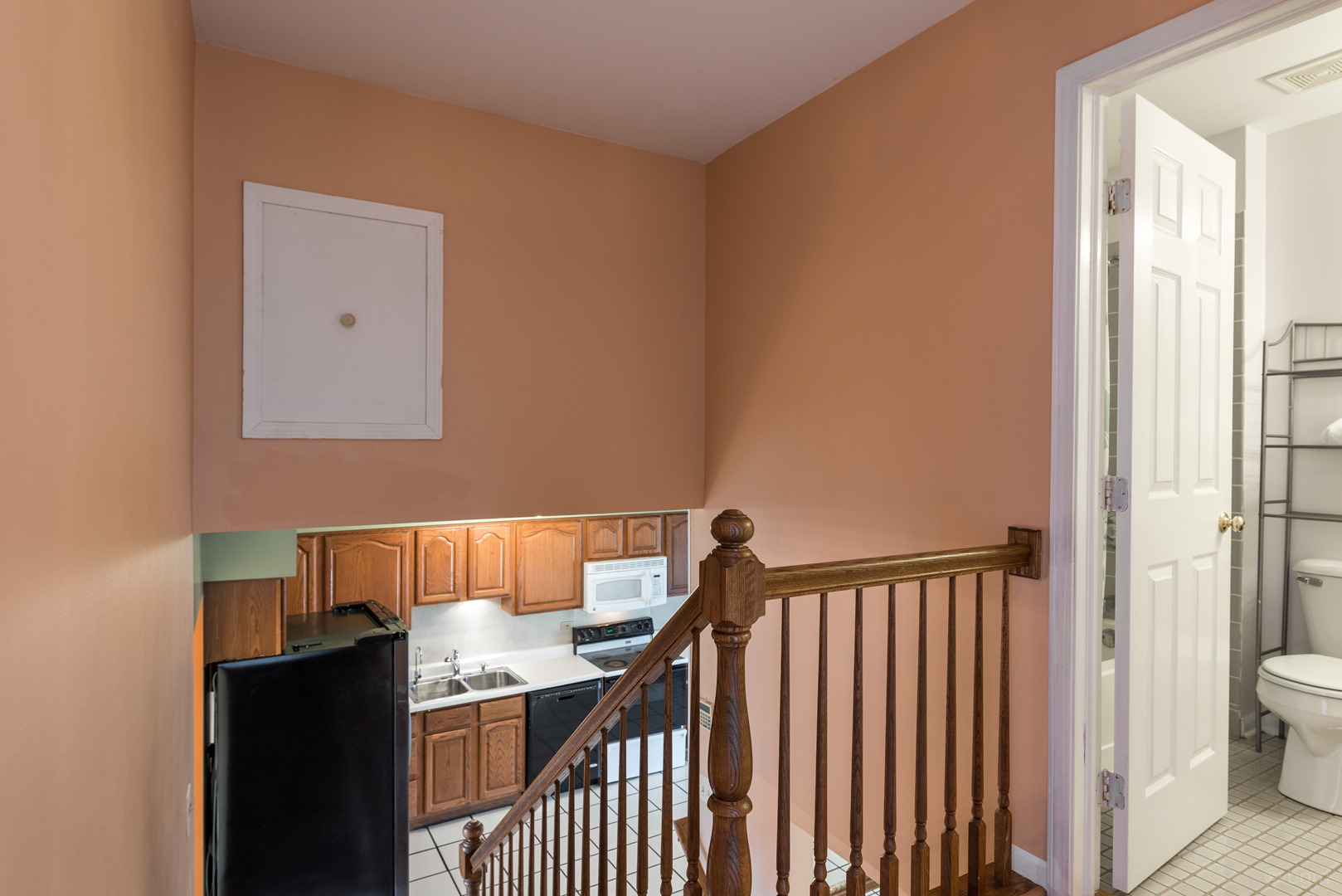 10 Ashcroft Court Bolingbrook, IL 60490 - Photo 20 of 30 a view of a hallway with workspace