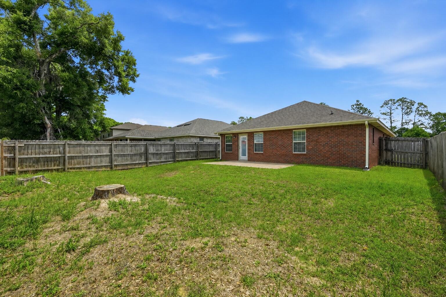 219 January Court Crestview, FL 32539 - Photo 4 of 21 ChatGPT Image May 18, 2026, 07_50_34 PM