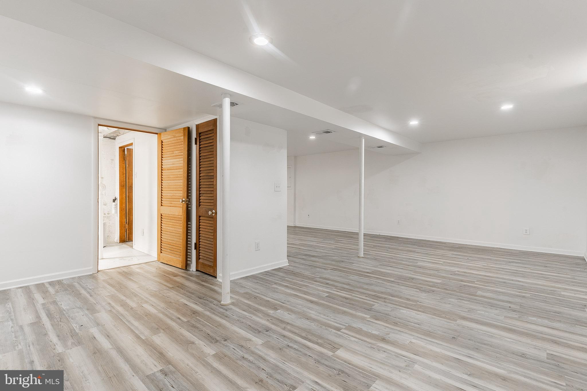 6609 Bowie Drive Springfield, VA 22150 - Photo 24 of 29 a view of a livingroom with wooden floor