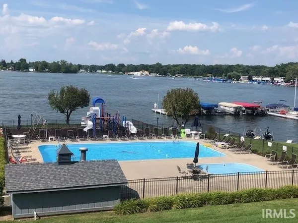 $445,000 | 8960 East Hatchery Road, Syracuse, IN 46567