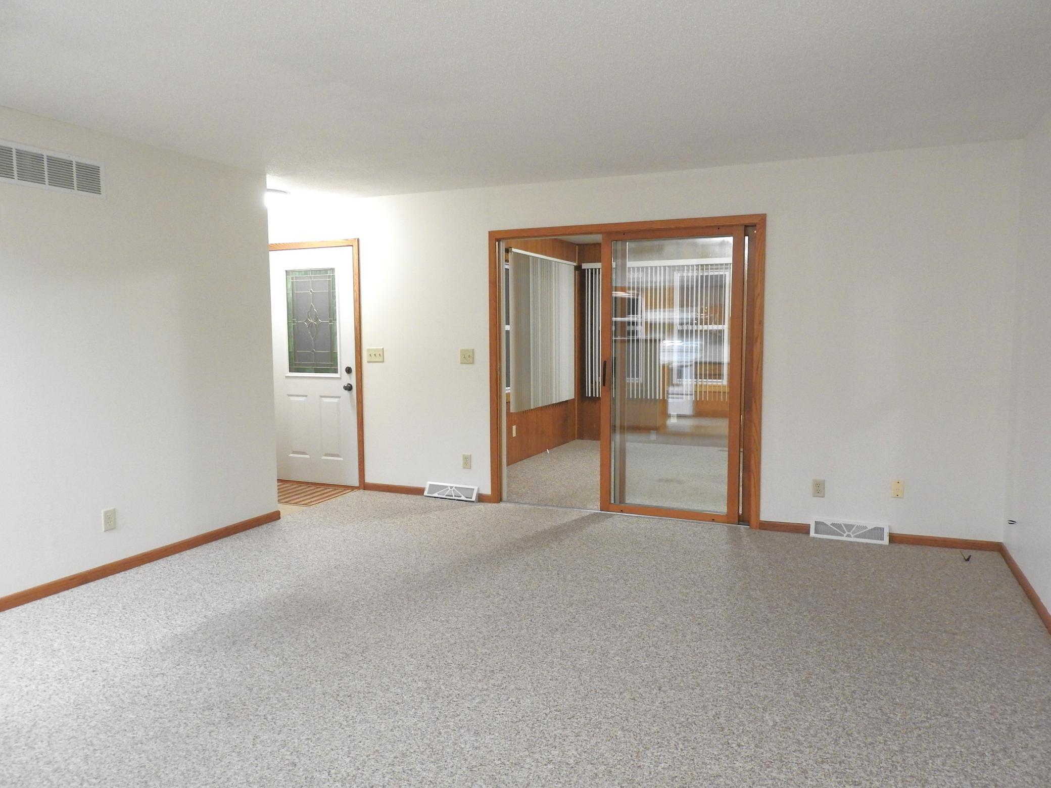 724 6th Street North Winsted, MN 55395 - Photo 15 of 27