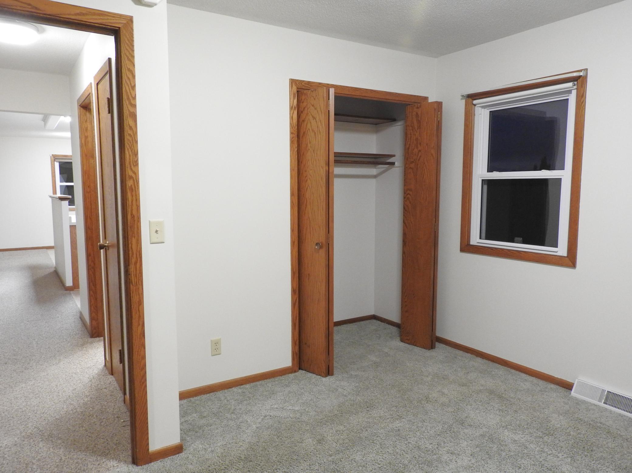 724 6th Street North Winsted, MN 55395 - Photo 18 of 27