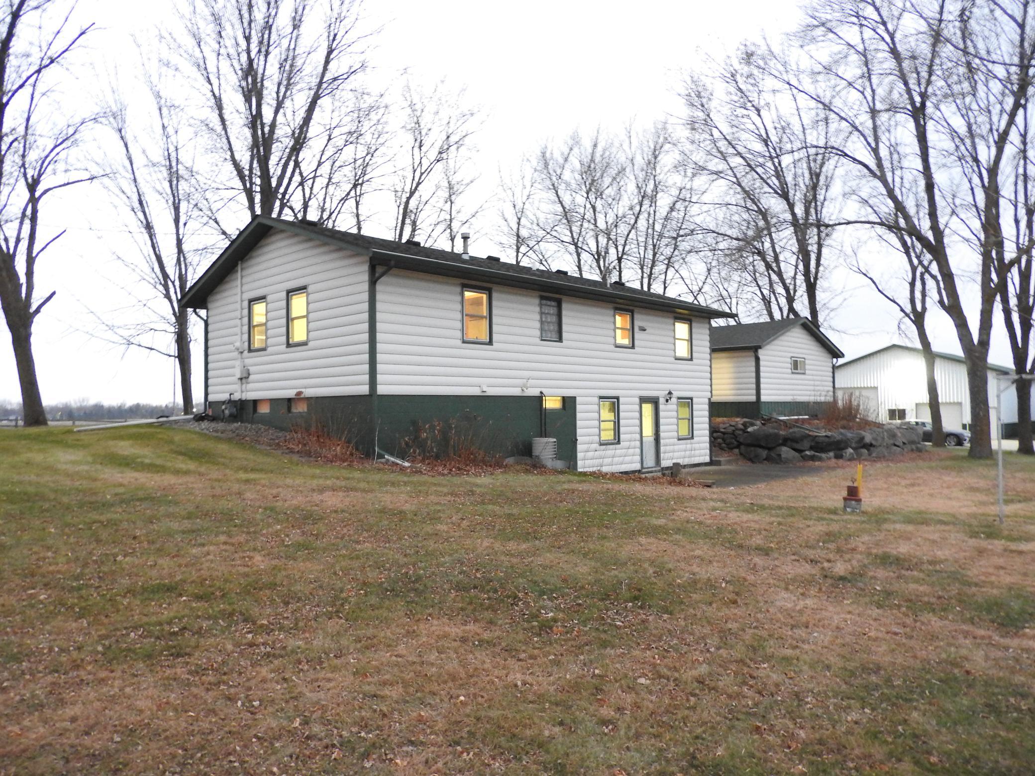 724 6th Street North Winsted, MN 55395 - Photo 6 of 27
